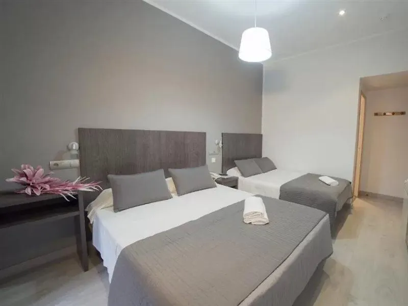 Ciudad Condal Hostal - Paseo De Gracia Barcelona