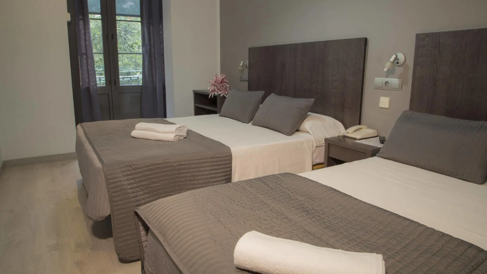 Ciudad Condal Hostal - Paseo De Gracia Barcelona